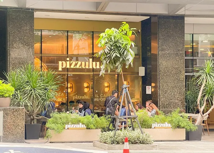 Staycation In Bgc #aatft13j