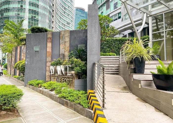 Staycation In Bgc #aatft13j Holiday home