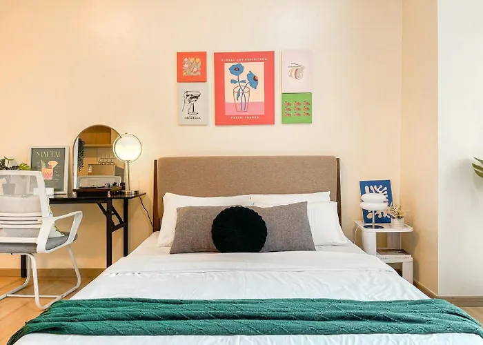 Holiday home Staycation In Bgc #aatft13j *