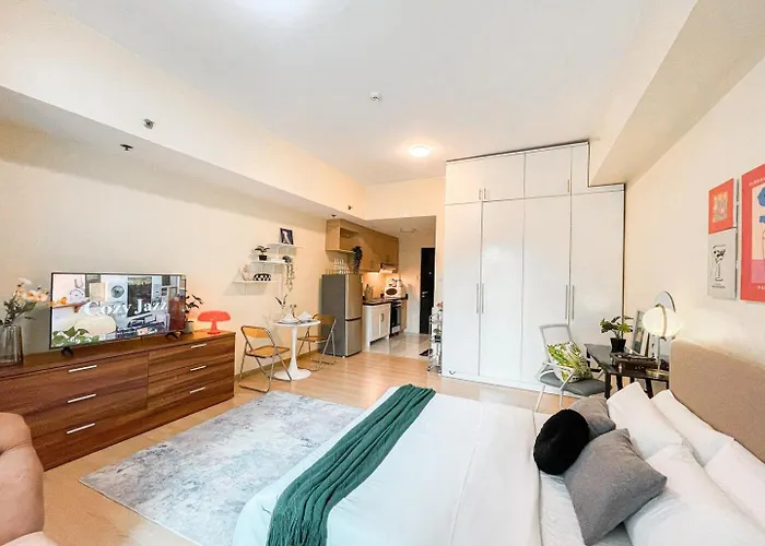 Staycation In Bgc #aatft13j Holiday home
